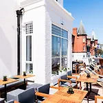 The Hotel, The Former Of Oscar Wilde