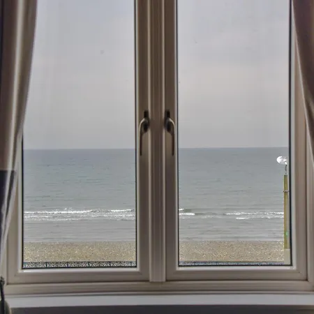 The Hotel, The Former Of Oscar Wilde Bray