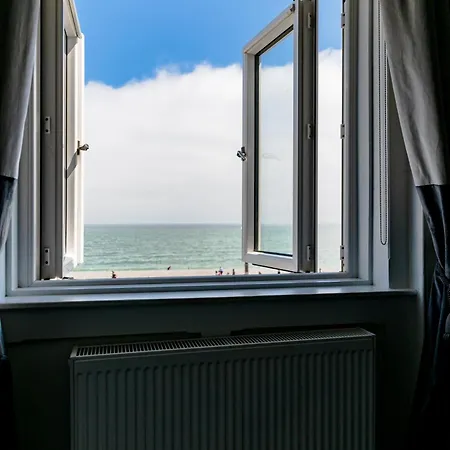 The Hotel, The Former Of Oscar Wilde Hotel Bray