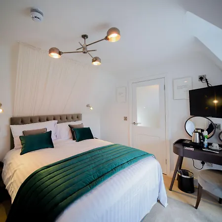The Hotel, The Former Of Oscar Wilde 3* Bray