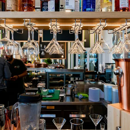 The Hotel, The Former Of Oscar Wilde Hotel 3*