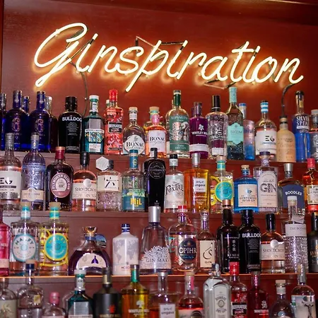 Szálloda The Hotel, The Former Of Oscar Wilde Bray