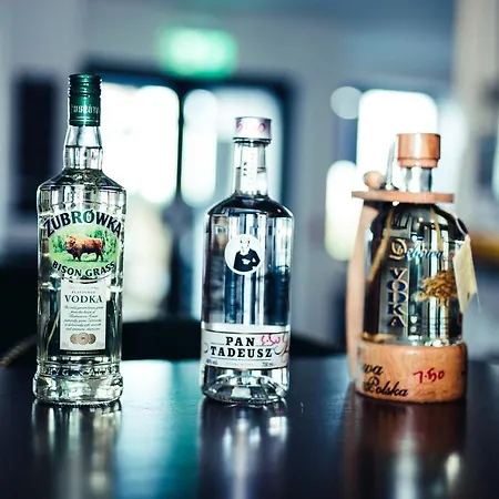 The Hotel, The Former Of Oscar Wilde 3*