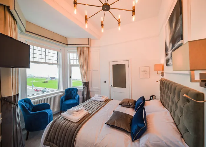 The Hotel, The Former Of Oscar Wilde 3*