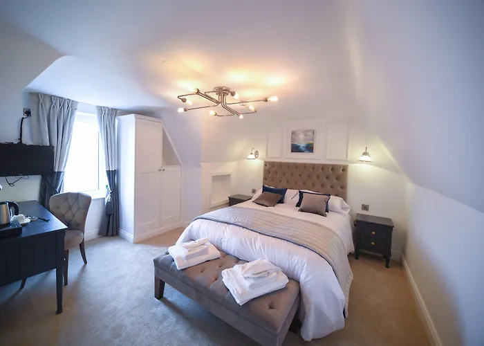 The Hotel, The Former Of Oscar Wilde 3*