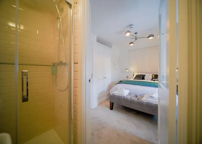 The Hotel, The Former Of Oscar Wilde ホテル 3*