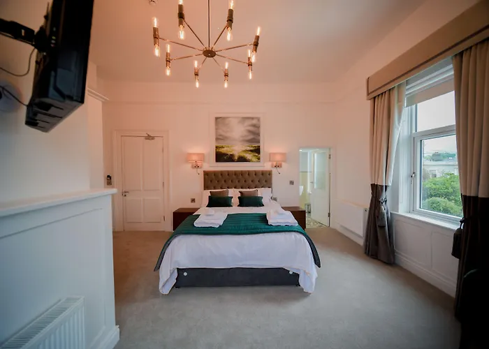 The Hotel, The Former Of Oscar Wilde ホテル ブレイ