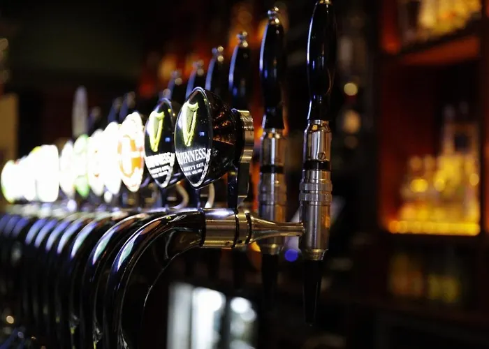 The Hotel, The Former Of Oscar Wilde ブレイ